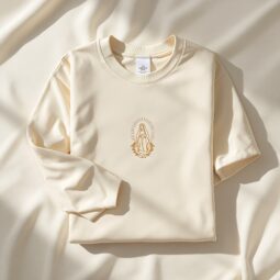 Remera Nuestra Señora de Luján Manga Larga con Cierre — OFERTA RELÁMPAGO COMPRÁ 1 LLEVÁ 3